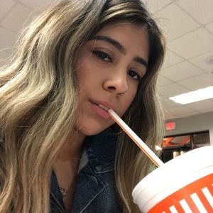 Meet your Posher, Britney